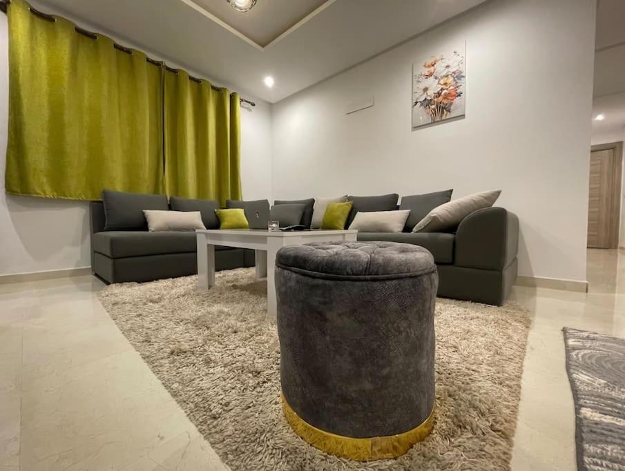 Experience De Luxe Ultime / Parking / Restaurant / Cafe / Carrefour Apartment Oujda Bagian luar foto